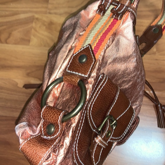 Isabella Fiore Metallic Bag with Guitar Strap Handle - Picture 11 of 14